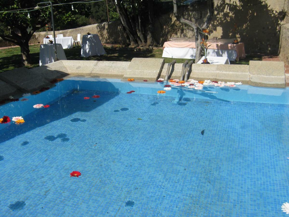 Hotel Masia Can Vive Cabrera de Mar Exterior photo